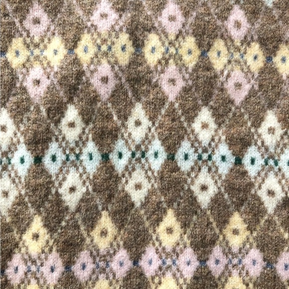 Vintage Banrie 100% Lambswool Made in UK Argyle Color Work Sweater in Beige - Picture 4 of 10